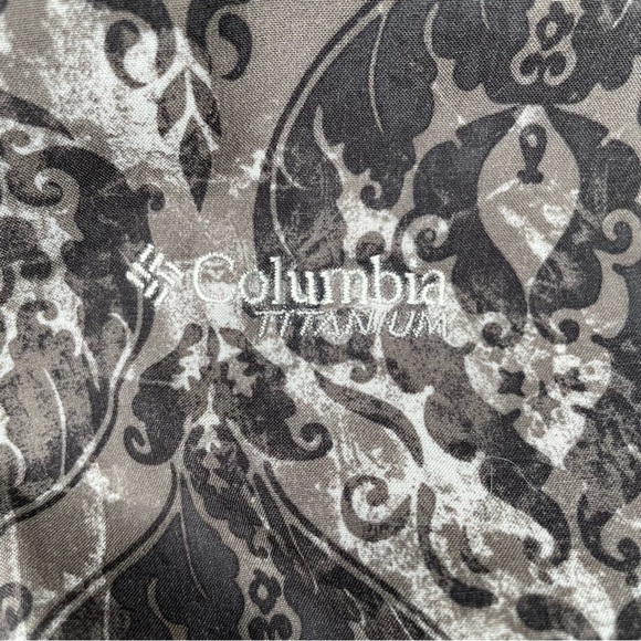 Columbia Titanium Paisley Long Sleeve V-Neck Quarter Zip Hooded Top Pockets L - Picture 6 of 9